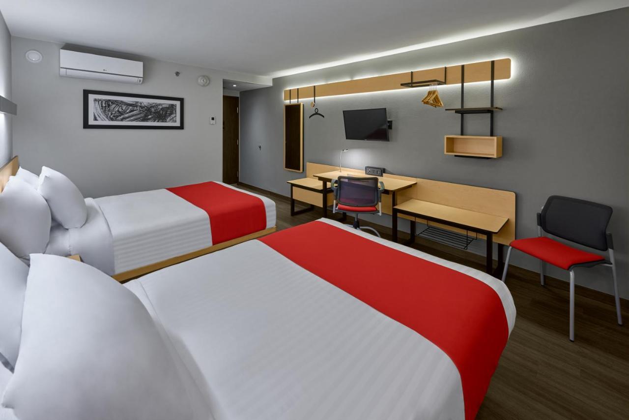 City Express By Marriott Caborca Heroica Caborca Bagian luar foto